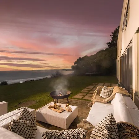 Little Holiday home *